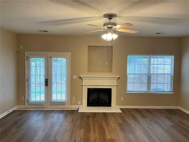 Building Photo - 5092 Windsor Forrest Ln