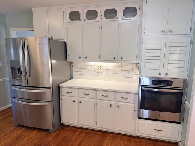 Building Photo - 1351 Old Johnson Ferry Rd NE