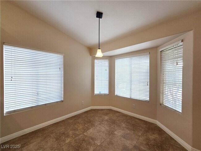 Building Photo - 1825 Lyell Canyon Ln