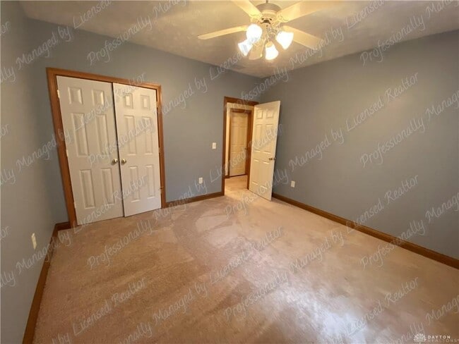 Building Photo - 6353 Charlotte Ct