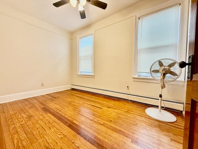 Building Photo - 315 ARMSTRONG Ave