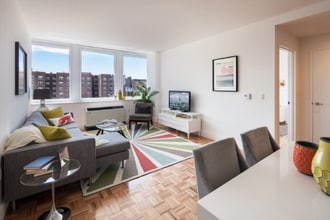 Building Photo - 97-45 Queens Blvd