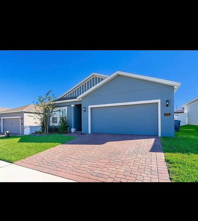 Building Photo - 573 Disa Dr