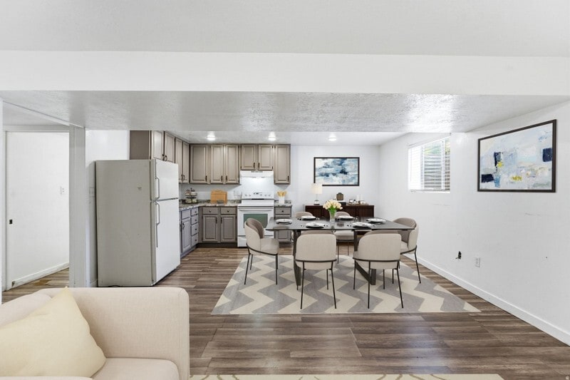 Building Photo - 1545 Merlin Way