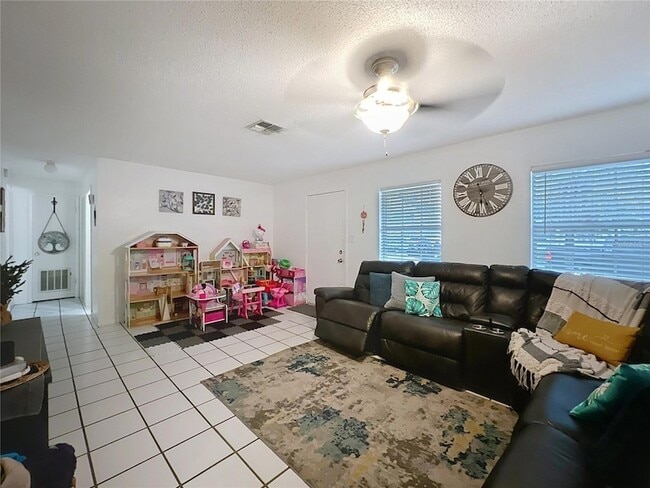 Building Photo - 272 Florida Pkwy