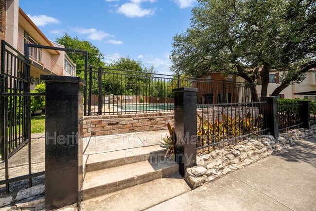 Building Photo - 6427 Wurzbach Rd