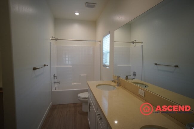 Building Photo - 8609 Frankie Lou St