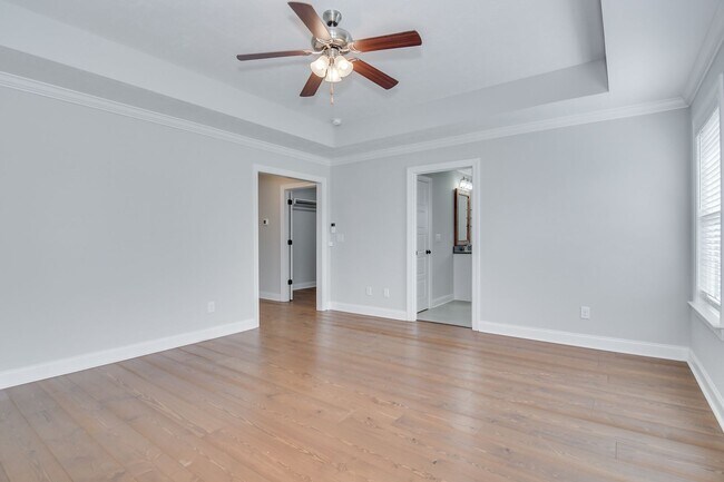 Building Photo - Beauty in Riverwood on Corner Lot!