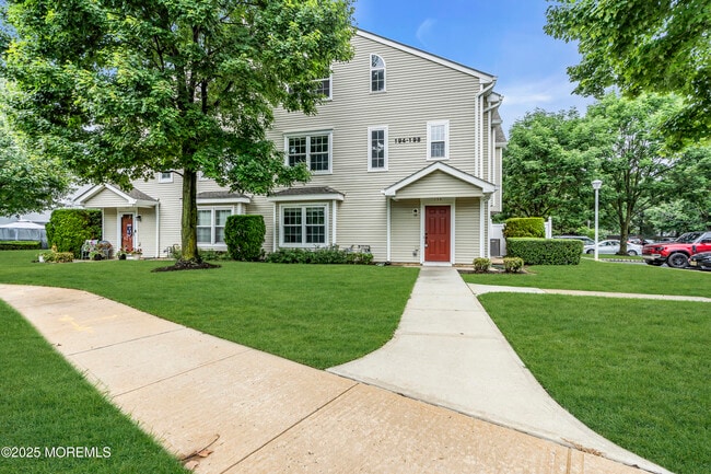 Building Photo - 194 Crooked Stick Ct