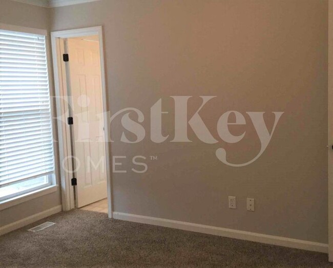 Building Photo - 1707 Brent Ln