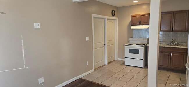 Building Photo - 21 Camp Fire Ln