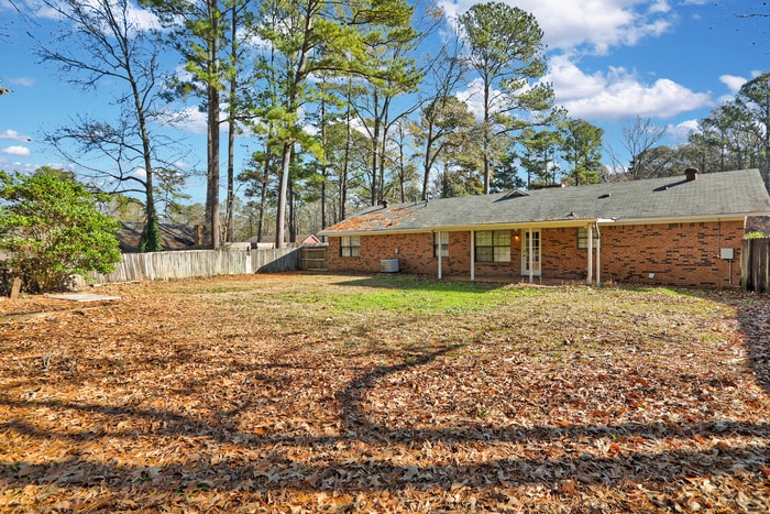 Building Photo - 4615 Sherbrook Dr