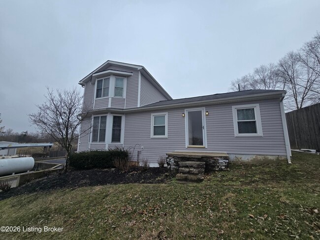 Building Photo - 2405 Blankenbaker Rd