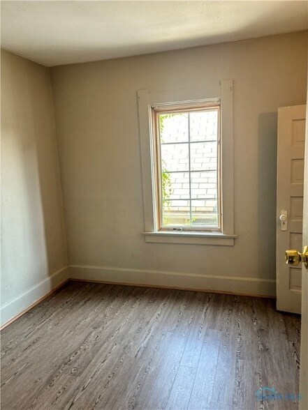 Building Photo - 3412 Maple St