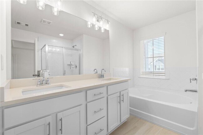 Building Photo - 2469 Honey Wy