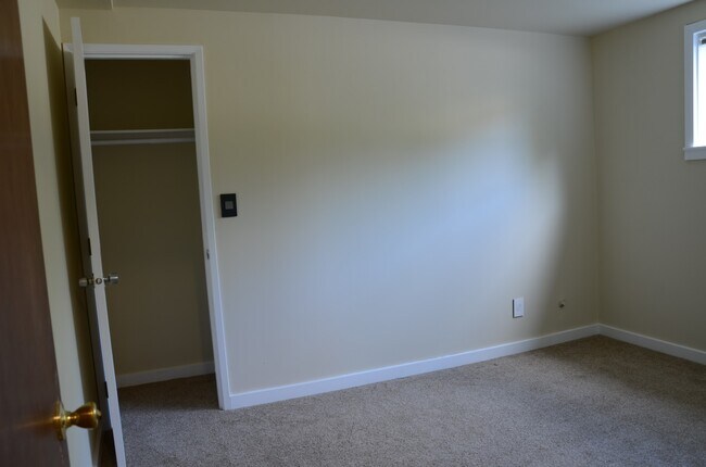 Building Photo - 1409 NW 65th St