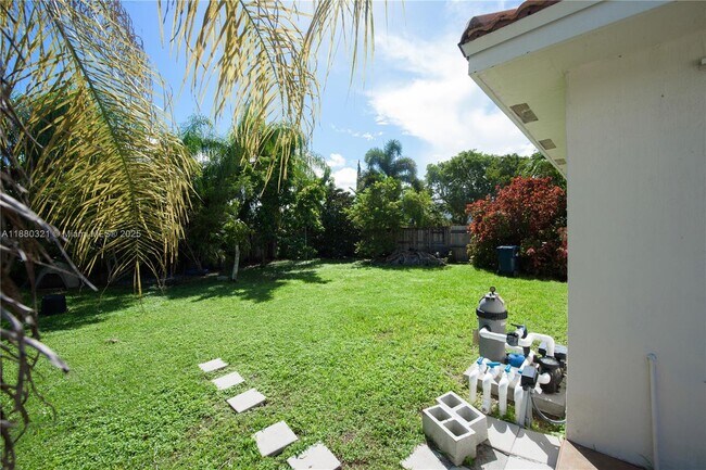 Building Photo - 27651 SW 155th Ave