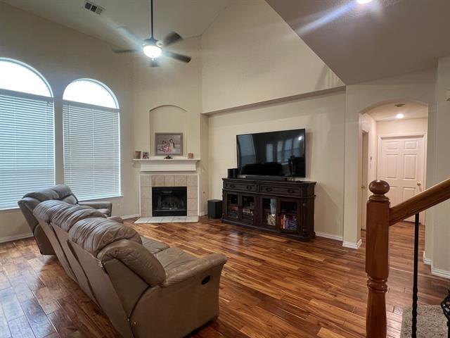 Building Photo - 5909 Vineyard Ln