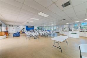 Building Photo - 250 Rosery Rd NW