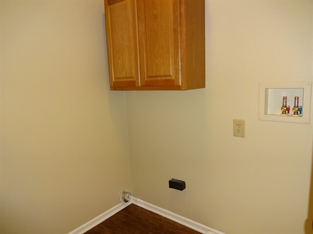 Building Photo - 498 Old Glory Drive