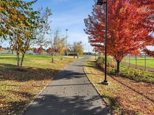 Building Photo - 8397 Brumby Trl