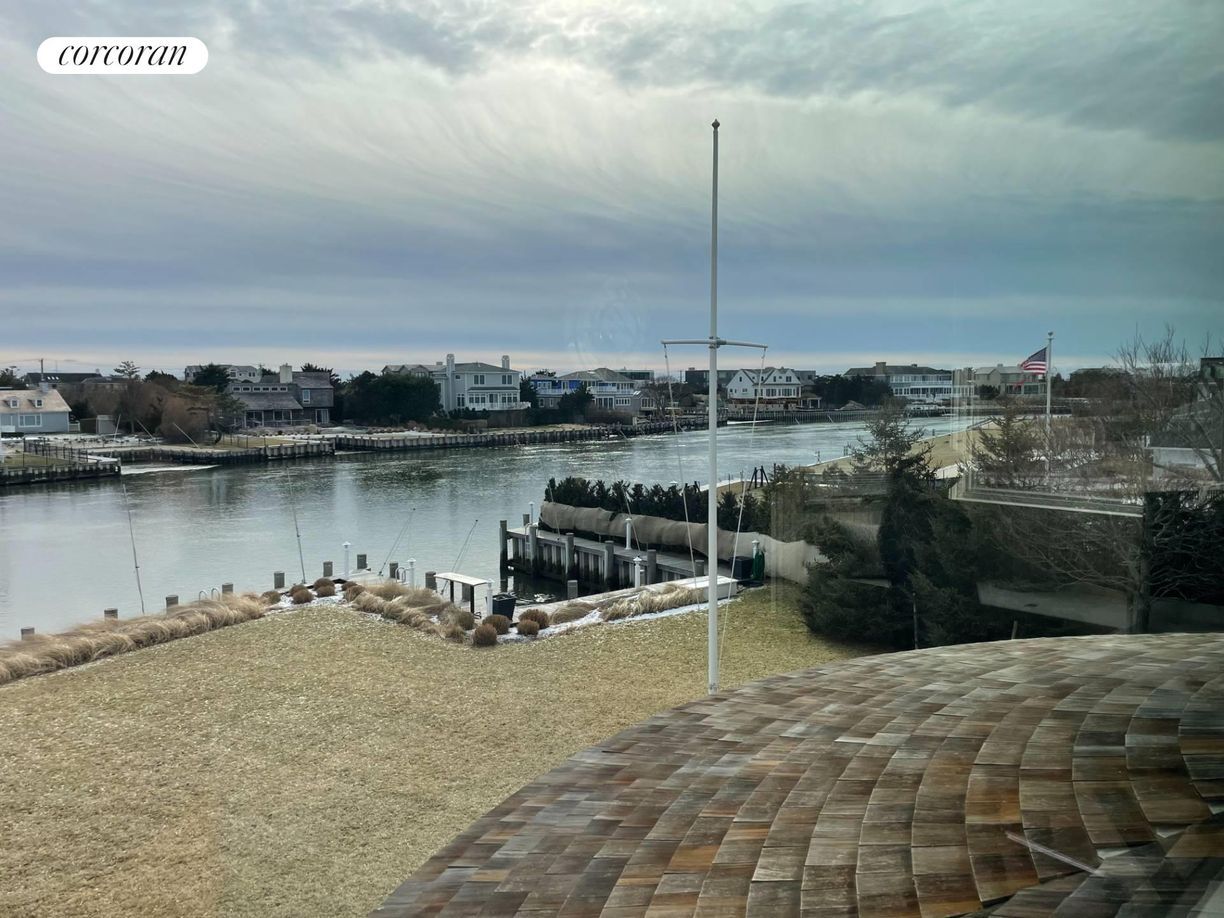 Building Photo - 33 Ogden Ln