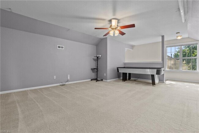 Building Photo - 13468 Whippingham Pkwy