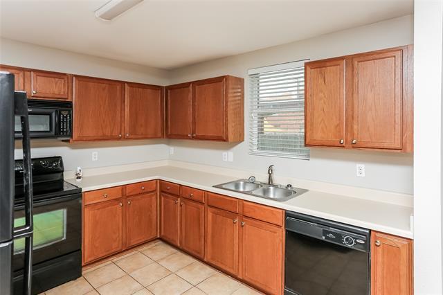 Building Photo - 9208 Quarter Horse Ln
