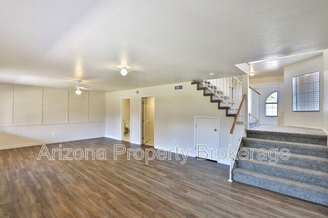 Building Photo - 4601 E Scott Ave