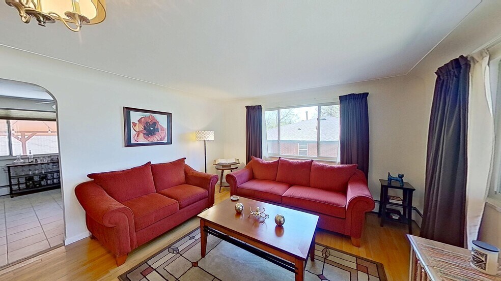 Building Photo - 4030 S Fox St