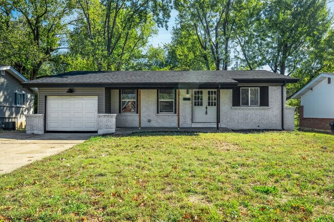 Building Photo - 2348 Vorhof Dr