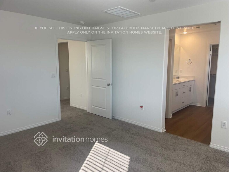 Building Photo - 2451 Gunner Ridge Way