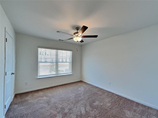 Building Photo - 289 Whitetail Cir