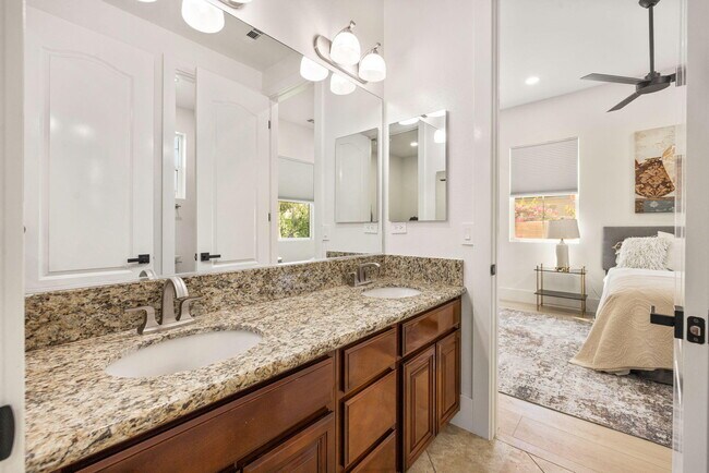 Building Photo - 57806 Cantata Dr