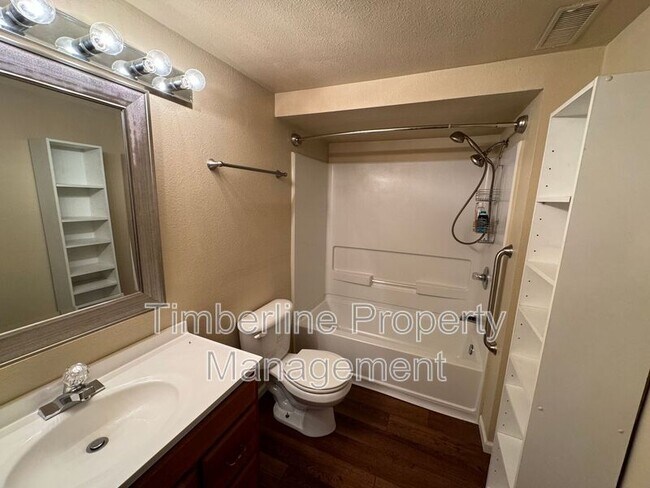 Building Photo - 11298 Palmers Green Dr