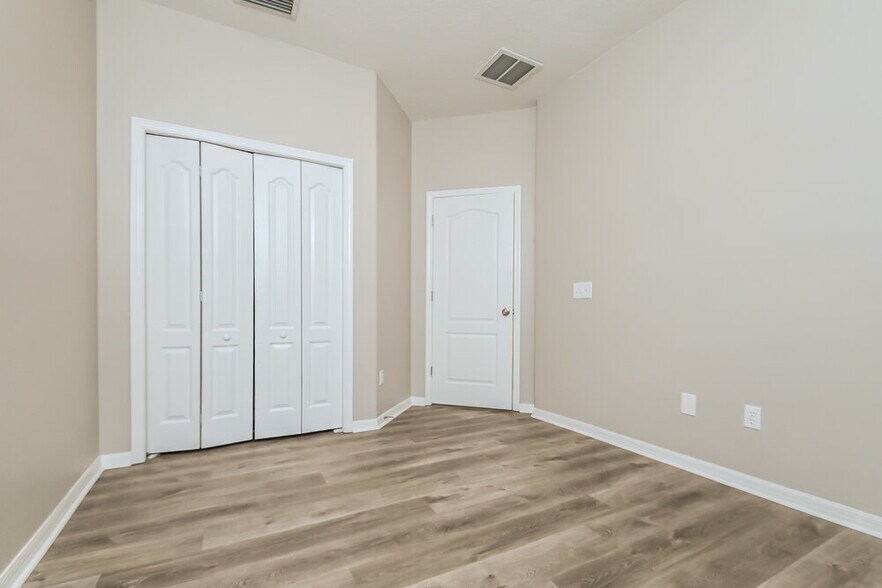 Building Photo - 12838 Hampton Hill Dr