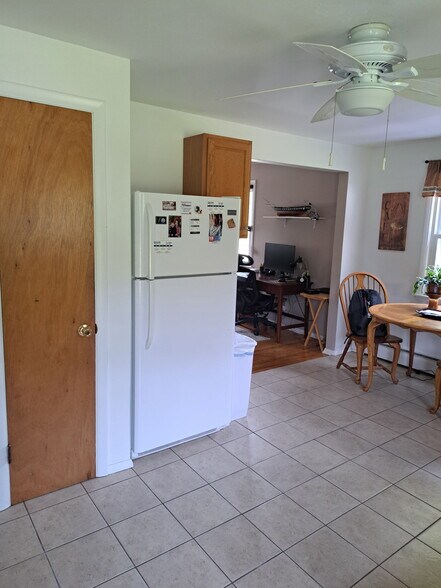 Building Photo - 134 Ring Dr