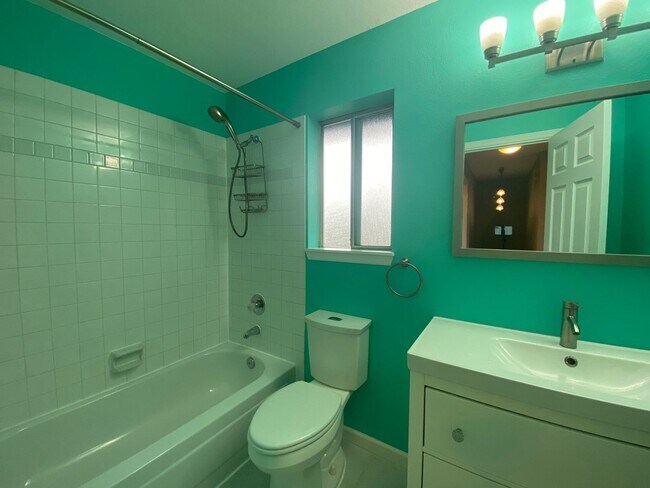 Building Photo - Great Home for rent