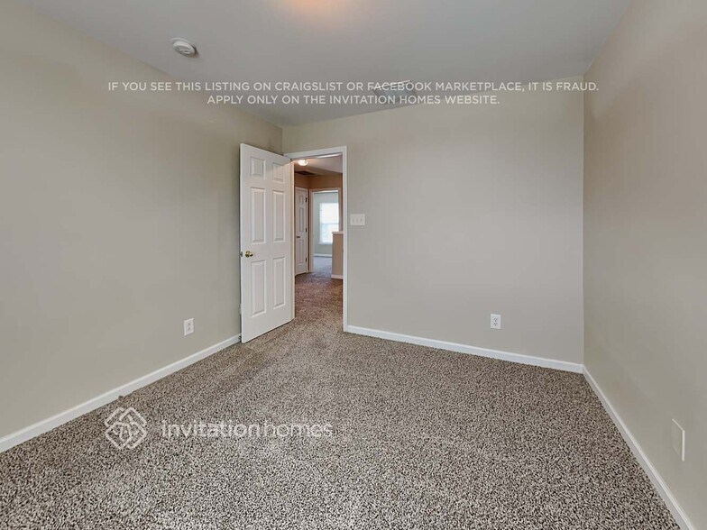 Building Photo - 1460 Cantwell Ct