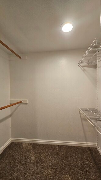 Building Photo - 512 E 5900 S