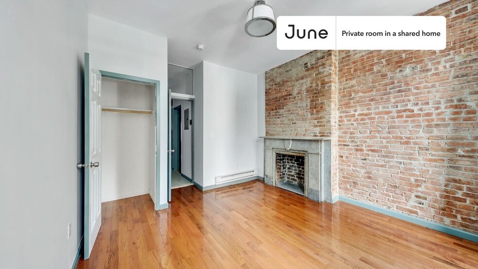 Building Photo - Private bedroom in 2 bed/1 bath Home