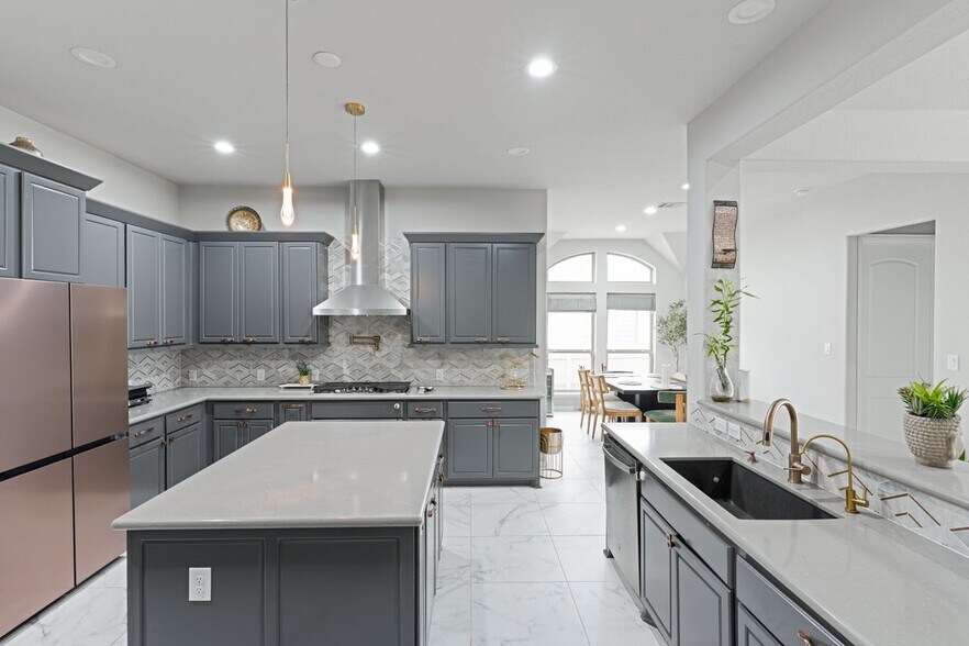 Building Photo - 119 Fortuna Ct