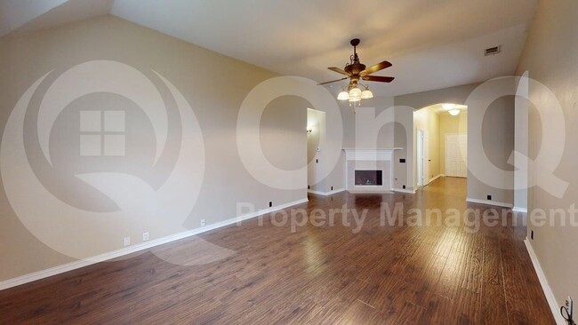 Building Photo - 5901 Berkshire Rd