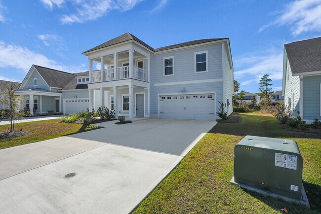 Building Photo - 145 Binscombe Ln