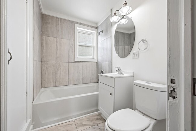Building Photo - MOVE IN READY!! Freshly Updated 3-Bedroom Home for Rent