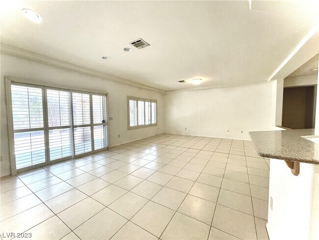 Building Photo - 2741 Hartwick Pines Dr