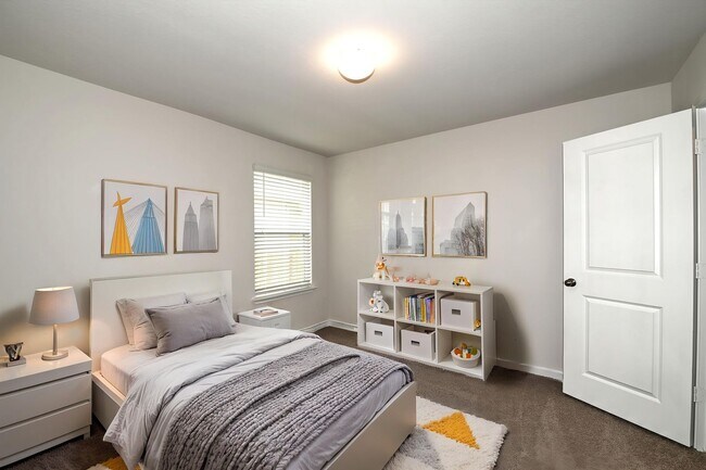 Building Photo - 13035 Minuet Sway