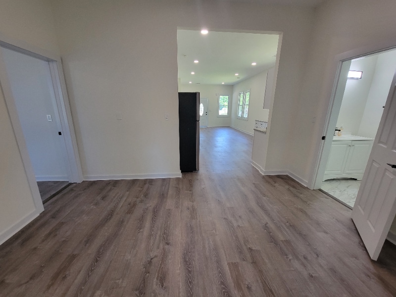 Building Photo - 306 E Florida St