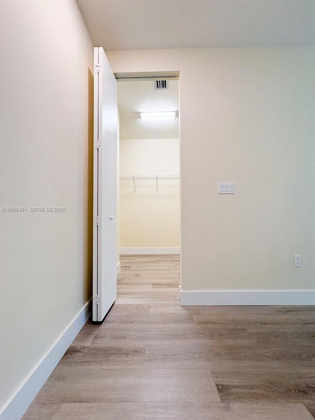 Building Photo - 6416 NW 102nd Ct