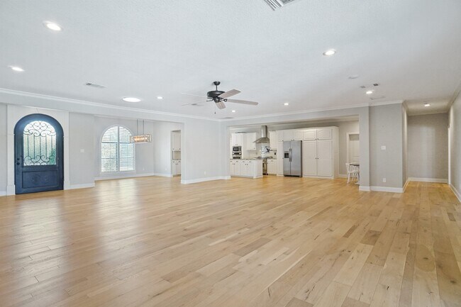 Building Photo - 13297 Roanoke Rd